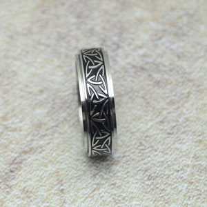 Spielring Drehring Spinner Ring Celtic Triskel Edelstahl keltisch Bild 3