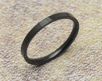 Ring black narrow 2 mm stainless steel shiny simple push-on ring