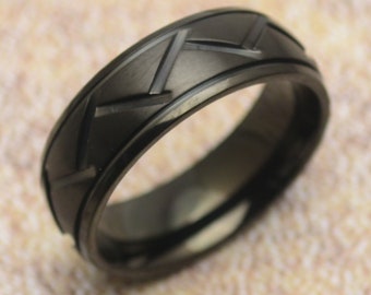 Ring schwarz Edelstahl 8 mm breit Damenring Herrenring