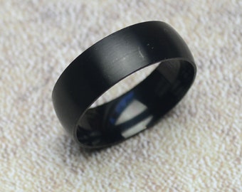 schwarzer Ring 8 mm breit schlicht Edelstahl matt Damenring Herrenring