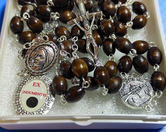 Padre Pio Relic Rosary: Wooden Prayer Beads, Basilicas Medals, JPII Cross