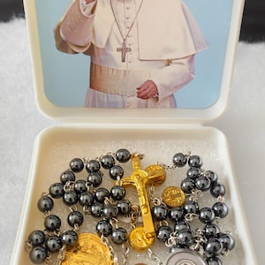 Malachite Padre Pio Rosary: Saint Benedict Medals, Ex Indumentis Relic