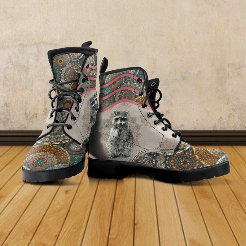 Racoon Boots Vintage Style Boots