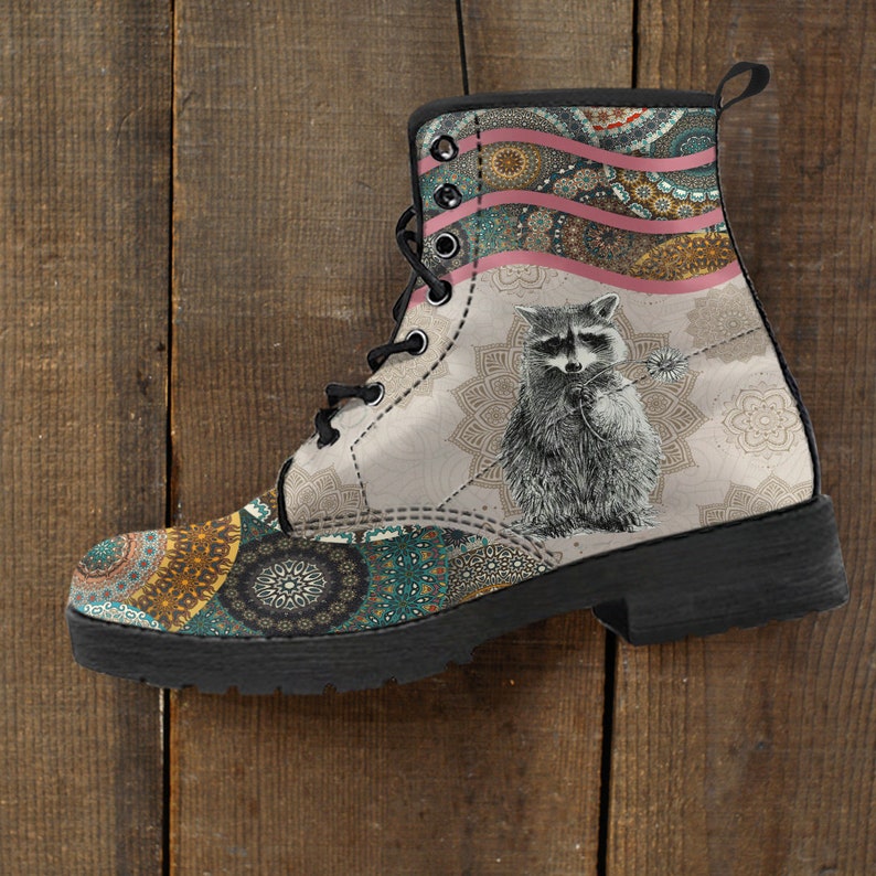 Racoon Boots Vintage Style Boots