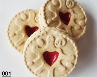 Ceramic Treats - Jammie Dodger - Handmade Collectable Pottery (1 biscuit)