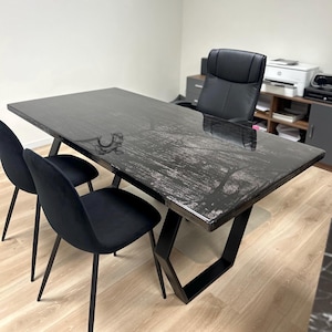 Custom-Made Dining Table in Stunning Gunsmoke Pattern – Handcrafted Furniture