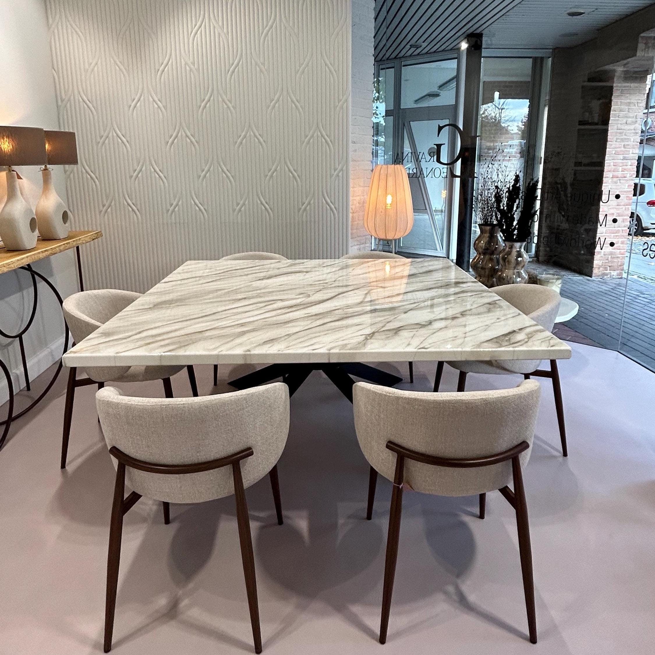 Grande table à manger carrée sur mesure, art fluide en résine époxy, qualité supérieure fabriquée à la main, design unique