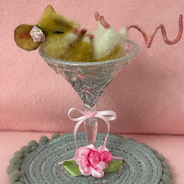 Needle Felted cute ‘ Sleepy Head’ mouse.