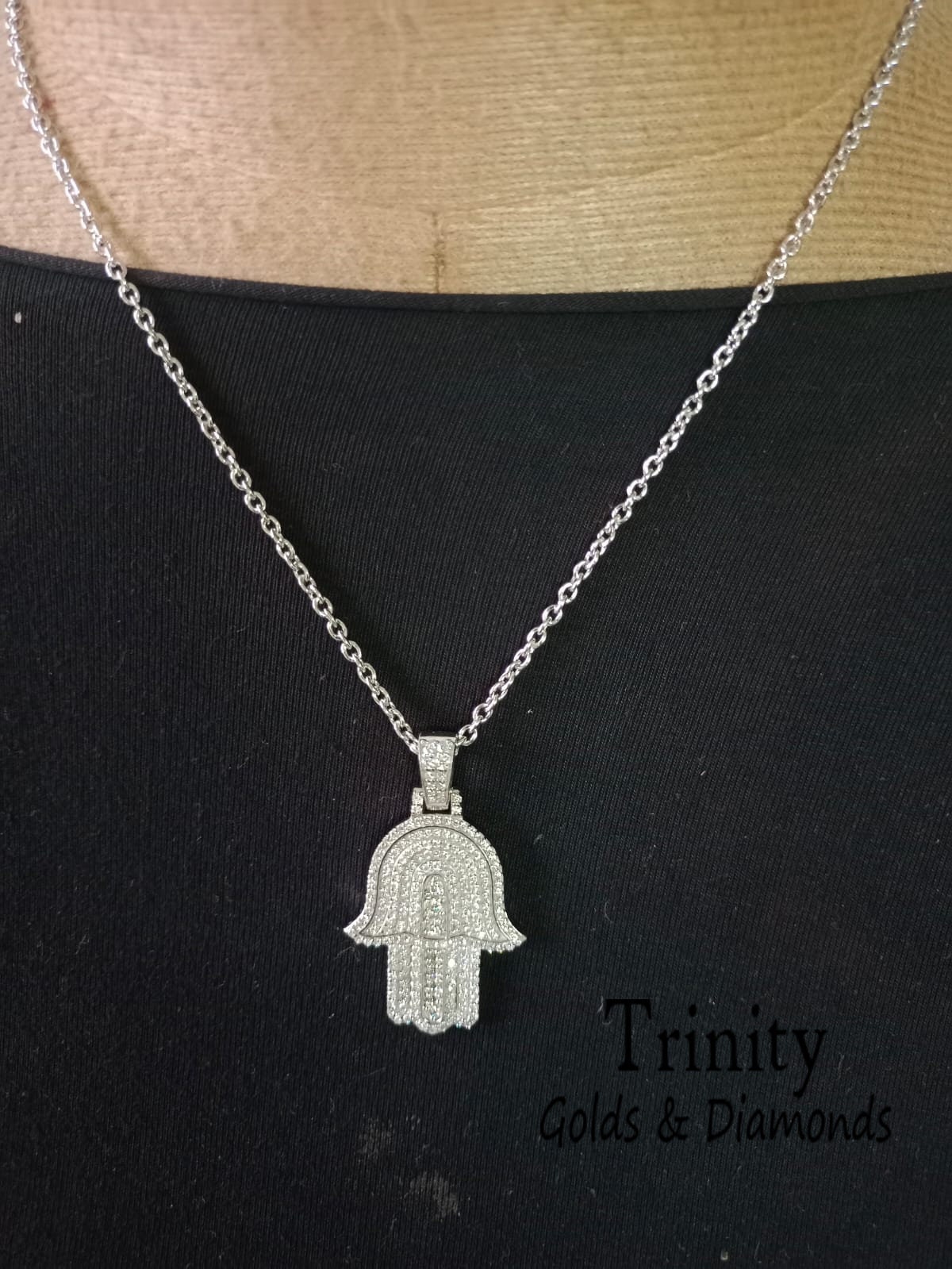 Hamsa hand diamond pendant deals