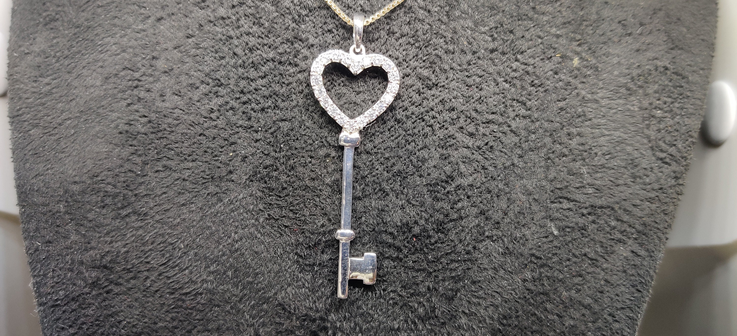 Sterling Silver Heart Key Pendant Necklace: 0.50 Carat CZ Diamond