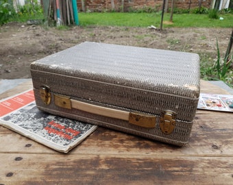 Antiker 50er Jahre Kleiner Koffer, alter Zug Koffer, Reisegepäck, alter Karton Koffer, Dokumentation Koffer, Notebook Halter