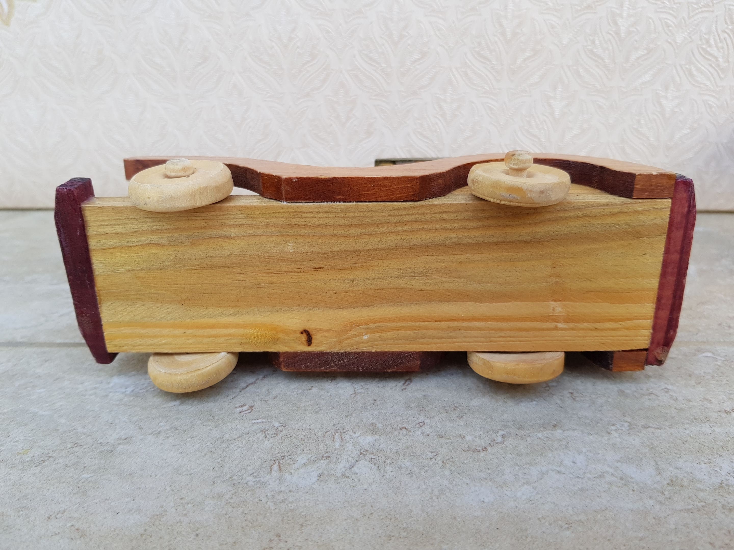 Retro Wooden Car Model, Vintage Wooden Automobile Classic Auto Vehicle