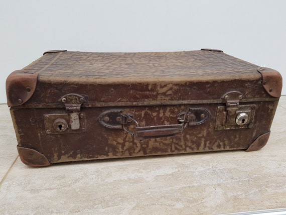 Antique Leather Suitcase, Old Train Case, Leather… - image 5