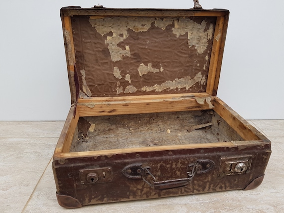 Antique Leather Suitcase, Old Train Case, Leather… - image 1