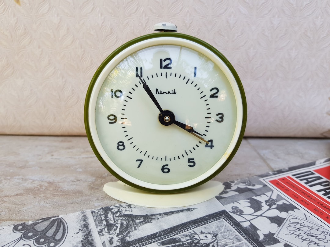 Vintage 70s Alarm Clock VITJAZ Made in Soviet Union, USSR Made