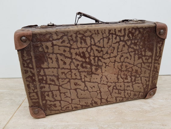 Antique Leather Suitcase, Old Train Case, Leather… - image 2