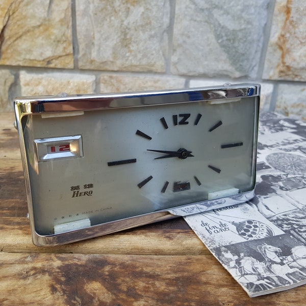 Vintage Chinese clock, Hero Mechanical alarm clock, Desk clock, Alarm clock, Vintage alarm clock, Table clock, Wind up clock, Working clock