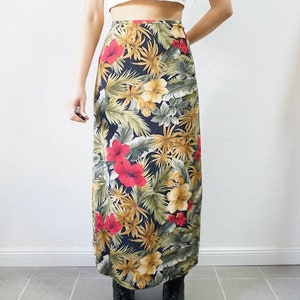 Vintage floral silk skirt Size M maxi skirt boho skirt floral pattern skirt