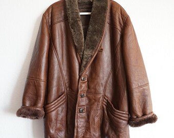 Vintage 70s Shearling Coat Size XL leather jacket 70s Shearling Coat winter coat sheepskin coat chocolate brown leather