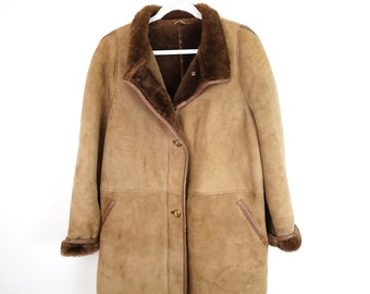 Vintage Shearling Coat Size M-L leather jacket 70s Shearling Coat winter coat sheepskin coat