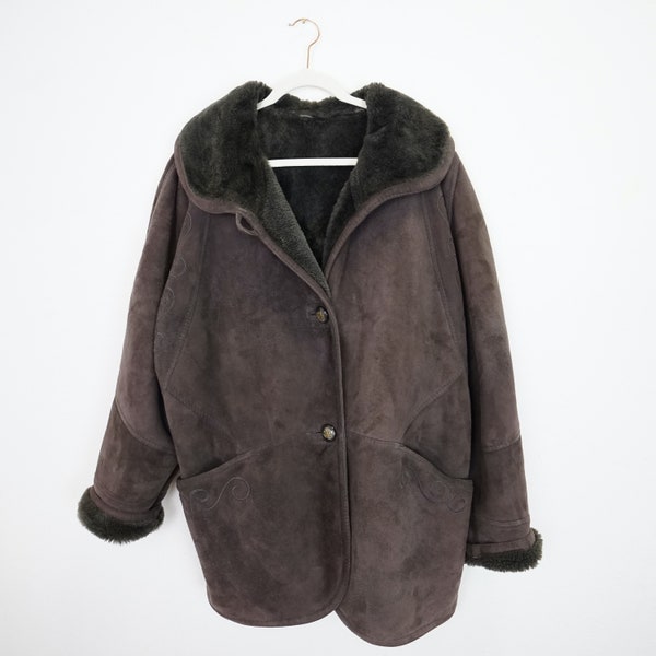 Vintage Shearling Jacket Size XL 70s Shearling embroidery details coat sheepskin coat taupe leather jacket