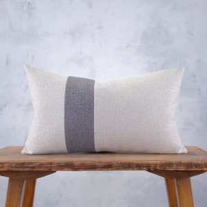 Copricuscini moderni color tortora beige con trama a righe grigie larghe, QUALSIASI DIMENSIONE