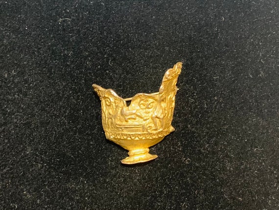 Carved Urn Pin