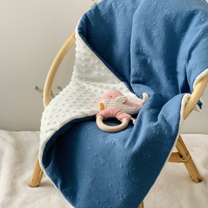 Couverture bébé /Couverture bb en coton imprimé /Doublure Minky doudou sherpa /couverture naissance/Molleton indigo brodé minky