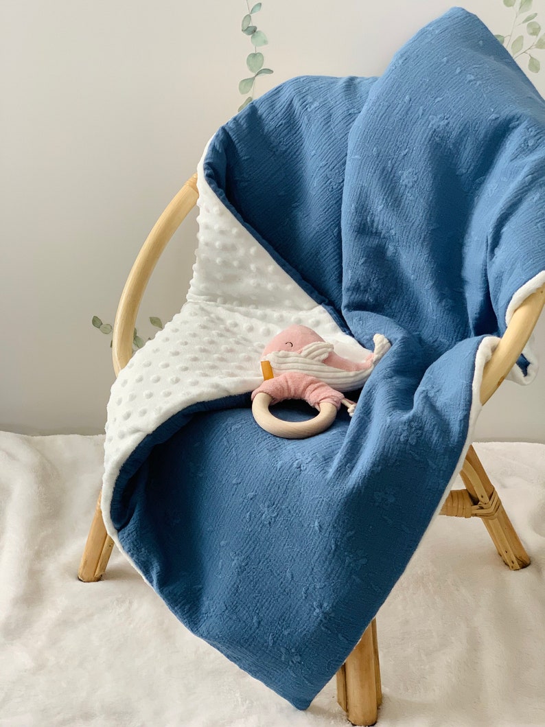 Couverture bébé /Couverture bb en coton imprimé /Doublure Minky doudou sherpa /couverture naissance/Molleton indigo brodé minky