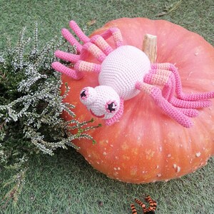 Edmée the spider Amigurumi Pattern - Crochet PDF file