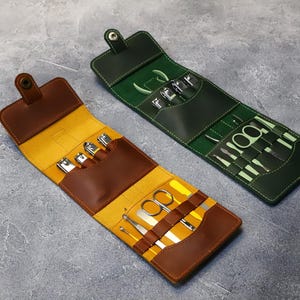 Skórzane etui na zestaw do manicure, etui na narzędzia do manicure, spersonalizowany organizer na zestaw do manicure, etui na obcinacz do paznokci, skórzane etui na nożyczki, prezent świąteczny
