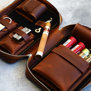 Personalized Leather Cigar Case- Leather Cigar Holder- Leather Case for Cigar Kit-Travel Humidor for Cigar-Cigar Accessories- Groomsmen Gift