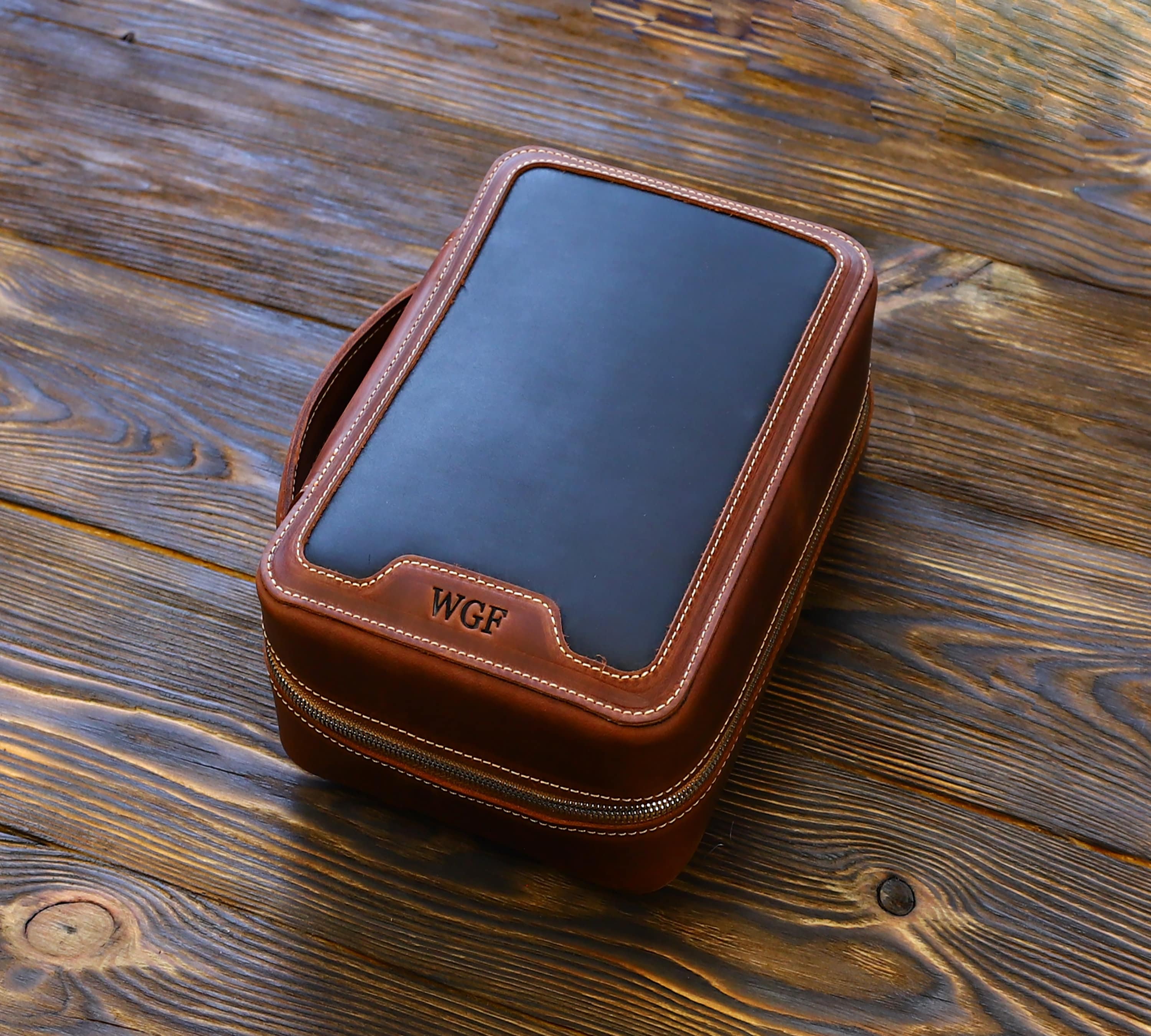 Leather pipe case, zippered pipe bag, leather pipe bag, leather pipe pouch, leather pipe case, handmade pipe, tobacco bag, personalized gift