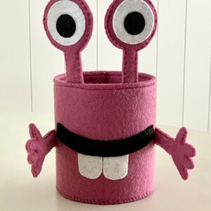 Mugalugs Monster Pencil Cup -Container -Tub - Soporte de papelería de fieltro - Único en su clase - Almacenamiento de escritorio
