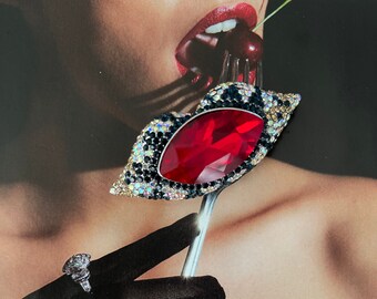 Red Lips  Brooch| Large Crystal Rhinestone Brooch Pin | Vintage Brooch |Brooch for Women |Designer Brooch |  Free shipping |