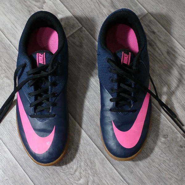 Nike Indoor Soccer Shoes Etsy nike-indoor-soccer-shoes-etsy