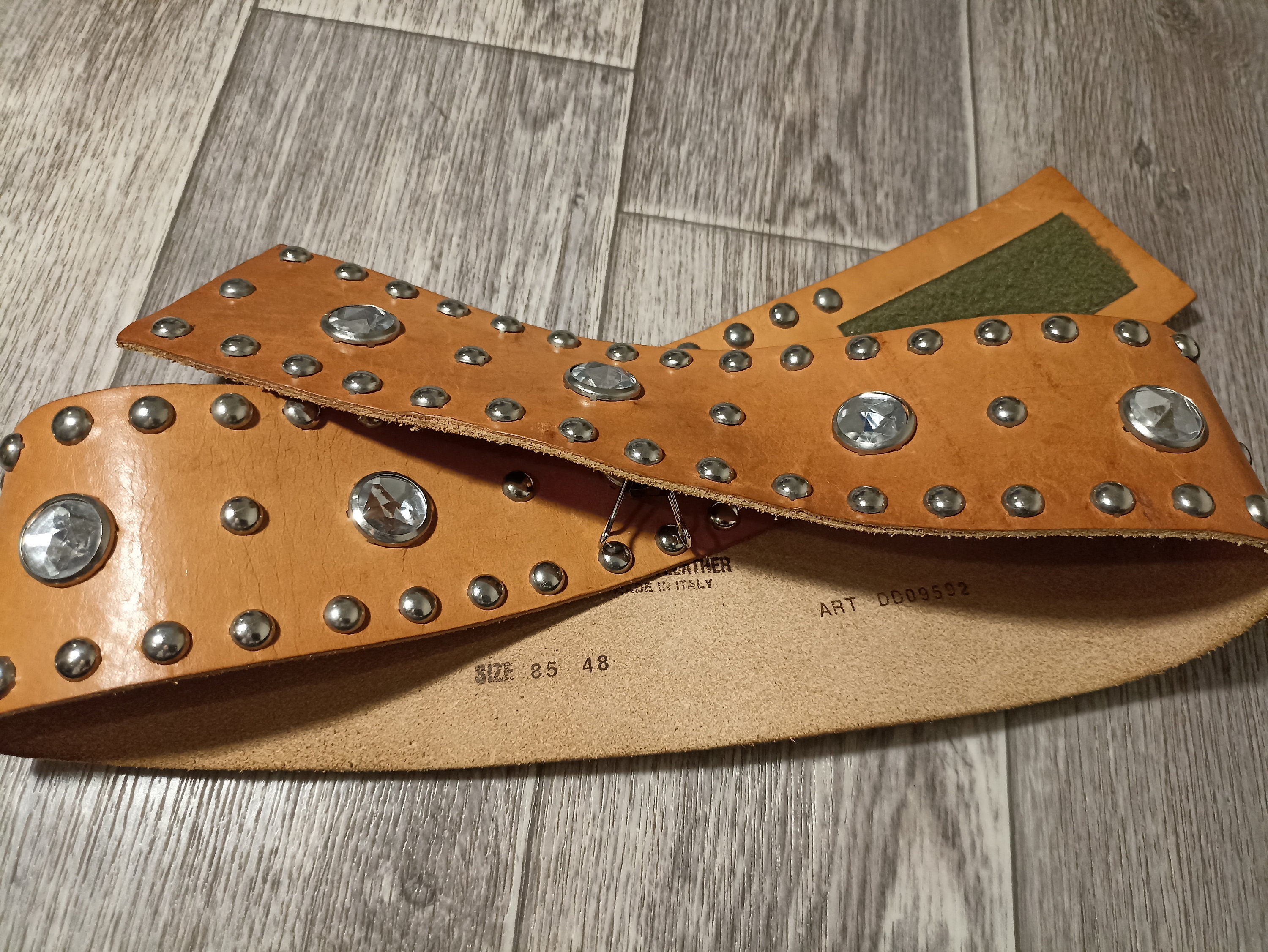 Dolce&Gabbana Vintage Studs Belt Leather Brown 90/105 | eBay