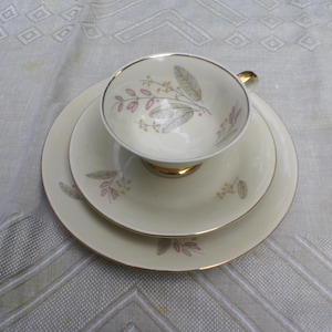 Vintage Bavaria SCHWARTZENHAMMER petit dejeuner, breakfast set, cup and plate