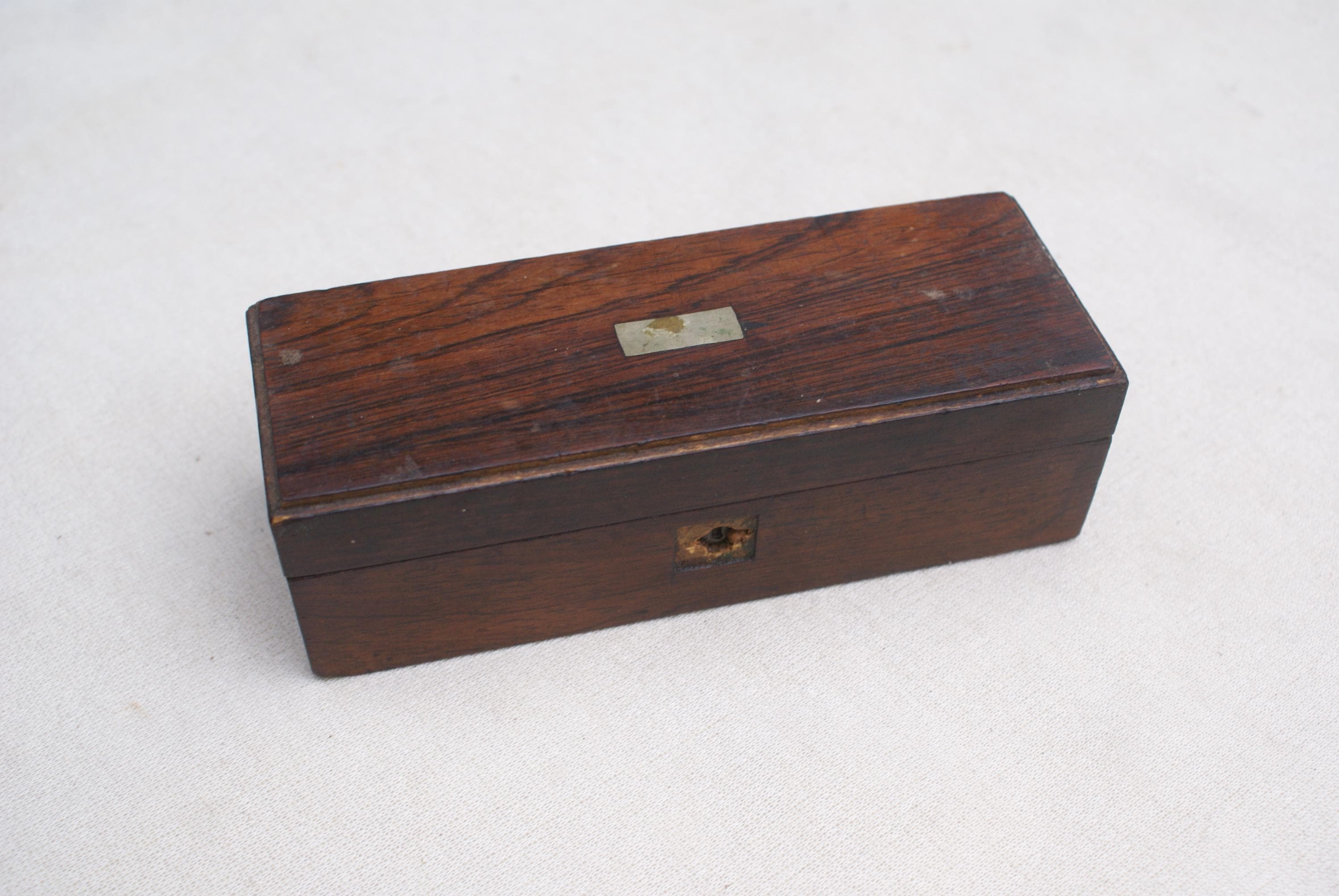 Lovely rectangle vintage wooden Dutch box