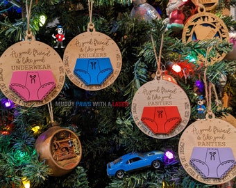 Buen amigo es como buenas bragas - Bragas - Ropa interior - Adorno de Navidad de sujetador - Regalo de elefante blanco - Personalizar el extremo trasero de Best Buds BFF