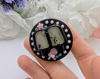 Handmade Resin Shaker Phone Stand | Kawaii Character Grip | Ergonomic Accessory