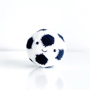 Soccer Ball Crochet PATTERN ONLY pdf DOWNLOAD! Amigurumi Crochet Patterns Beginner Easy Simple Basic Yarn Sports Sport Balls Game Football