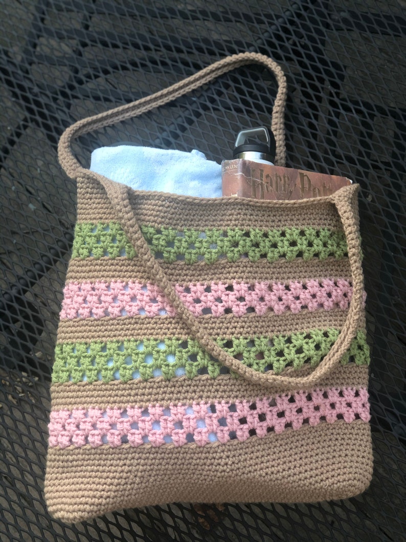 Ocean breeze beach tote