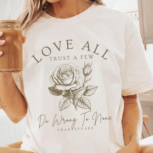 Shakespeare Shirt Dark Academia Clothing Literary Gift Bookcore Shirt Light Academia Clothes Gothic Clothing Bookish Shirt Grandpacore Shirt Ivory