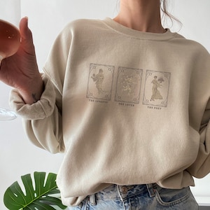 Shakespeare Crewneck Tarot Card Sweatshirt Shakespeare Shirt Dark Academia Sappho Sapphic Tarot Sweatshirt High Priestess Celestial Sweater
