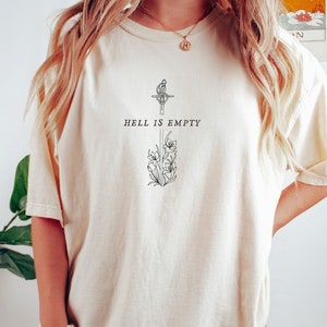 地獄は空っぽ シェイクスピア シャツ ゴブリンコア 服 ダークアカデミア 服 グランジ Tシャツ シェイクスピア Tシャツ エモ サタニック Tシャツ