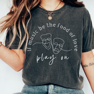 Twelfth Night Shirt Shakespeare Shirt Poet Shirt Bookish Merch Literary Tee Light Academia Shakespeare Gifts Shakespeare T Shirt Drama Tee Pepper