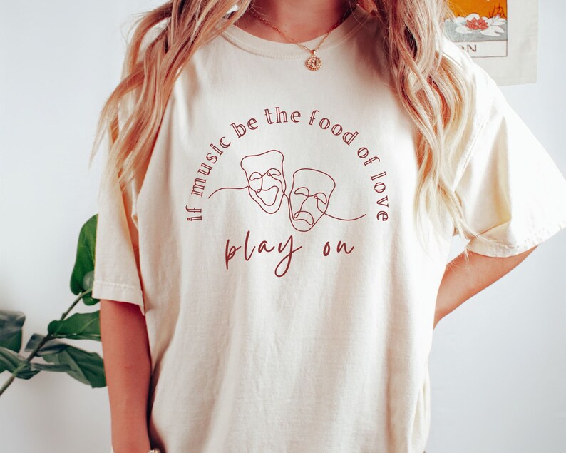 Twelfth Night Shirt Shakespeare Shirt Poet Shirt Bookish Merch Literary Tee Light Academia Shakespeare Gifts Shakespeare T Shirt Drama Tee Ivory