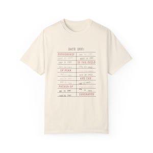 Nouvelle chemise livres interdits Je suis avec le t-shirt interdit livre censure livresques vintage bibliothèque date d'échéance carte cadeau bibliothécaire chemise universitaire légère