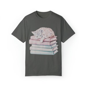Cat Mom Shirt Coquette Clothing Coquette Shirt Book Lover T Shirt Reader Bookish Tee Cat Themed Gifts For Women Cute Animal Tee Coquette Top Pepper